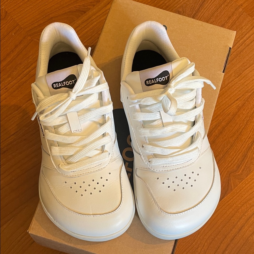 Realfoot Barefoot Shoes - Picture 2 of 4